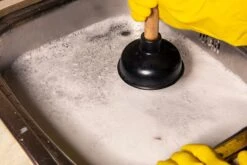 BiOHY Rohrreiniger (50x10l Kanister) | EXTRA STARK | Flüssiger, Hochkonzentrierter Abflussreiniger | Geruchsneutral | Für Alle Verstopfungen -Haushaltsreiniger 2e6e04b0 b302 4dd9 b29c 8f88865808d4