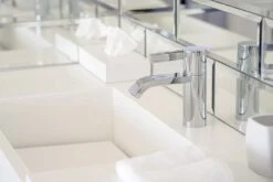 BiOHY Sanitärreiniger (10l Kanister) | Kalkzersetzendes Konzentrat Für Den Sanitärbereich | Badreiniger Mit Angenehme & Frischen Duft | EXTRA STARK -Haushaltsreiniger e60670df c82b 4f9c ba8b 7f52139819cc